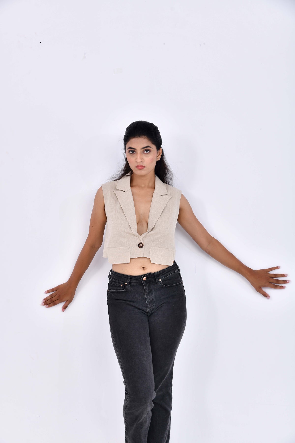 Canyon Textured Short Waist Coat
