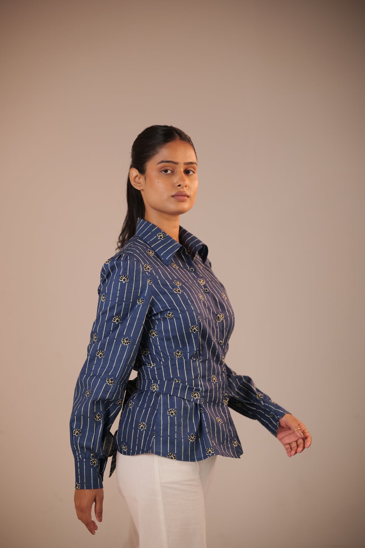 Celora Shirt With Back Tie-Waist