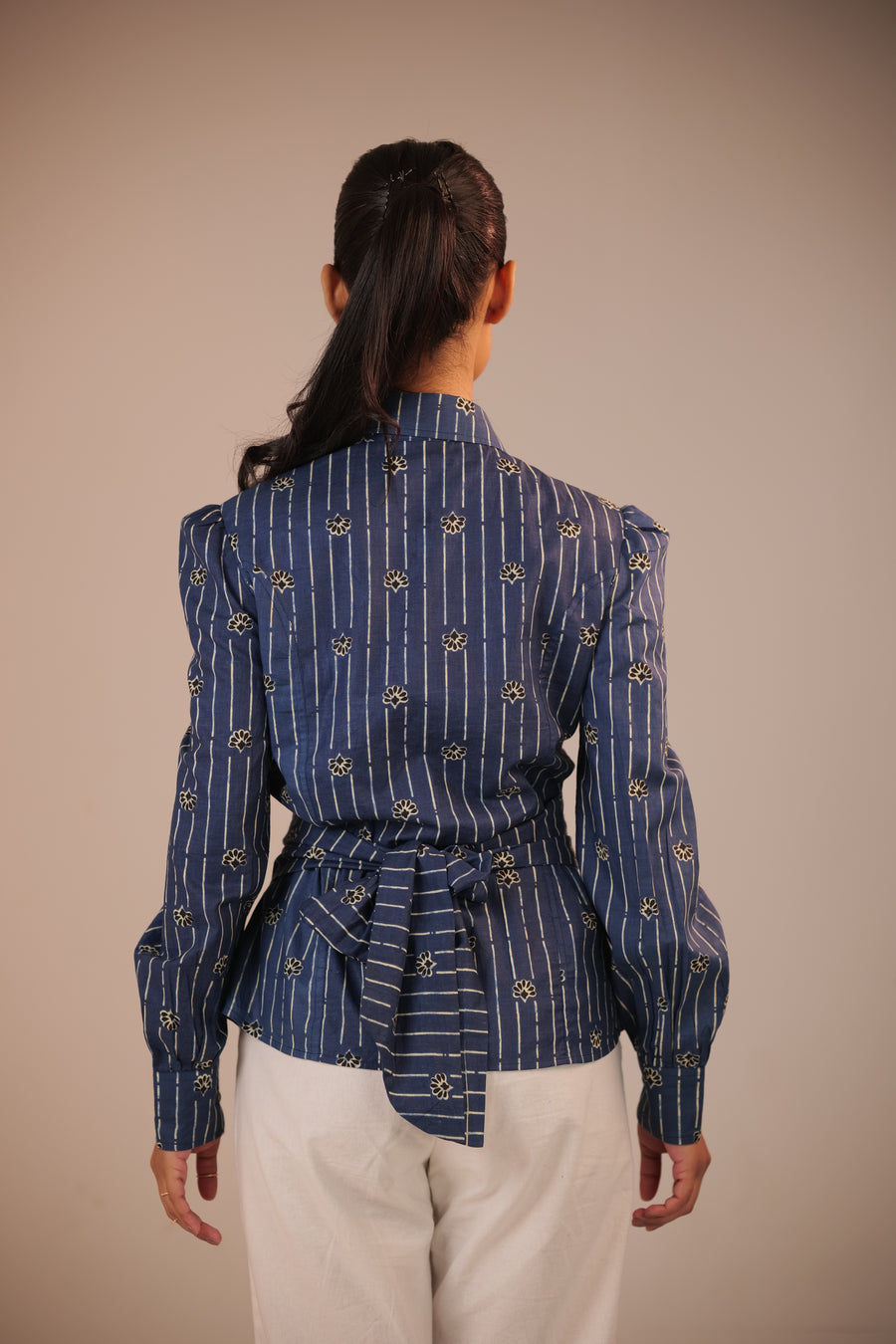 Celora Shirt With Back Tie-Waist
