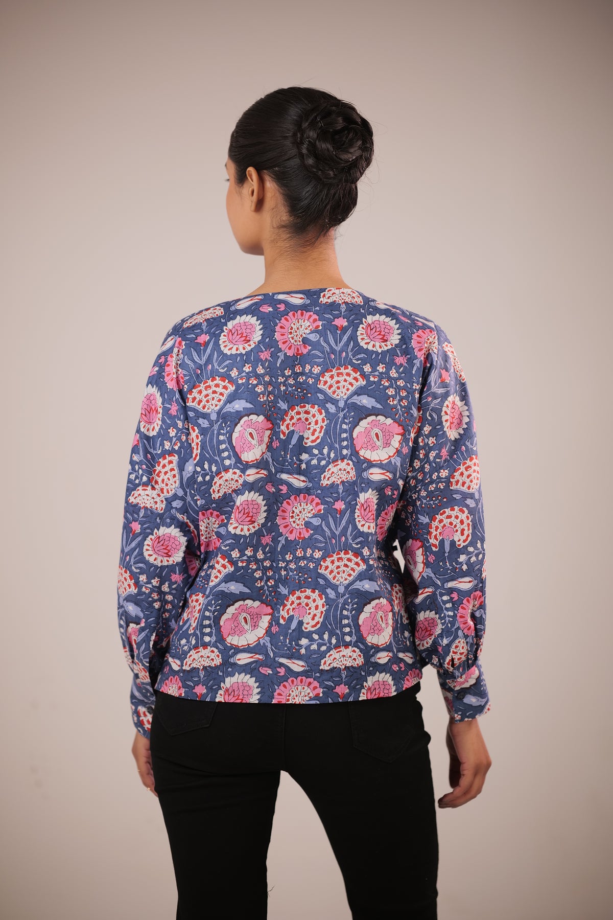 Aarini V-Neckline Top
